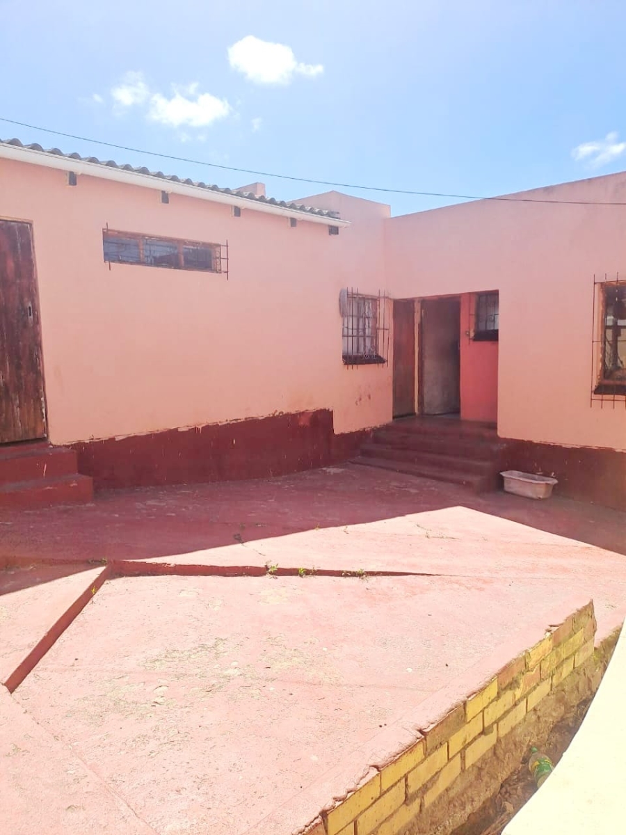 5 Bedroom Property for Sale in Mdantsane Nu 17 Eastern Cape